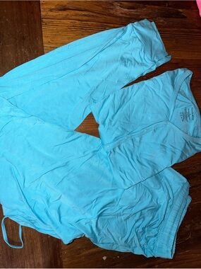 Bundle of Joy Women’s Bamboo Pajama Set NWT Size Medium Aqua Blue Bamboo Viscose